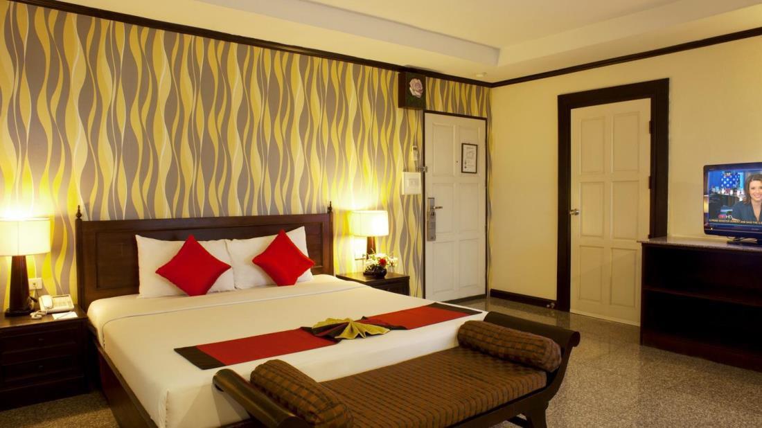 Royal Peninsula Hotel Chiangmai Чиангмай Екстериор снимка