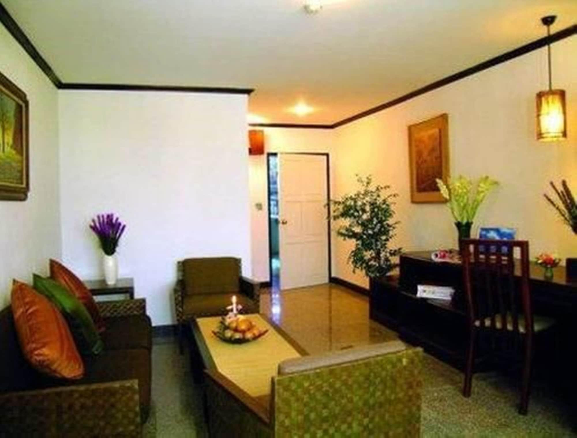 Royal Peninsula Hotel Chiangmai Чиангмай Екстериор снимка