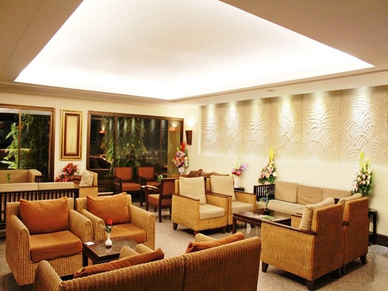 Royal Peninsula Hotel Chiangmai Чиангмай Екстериор снимка