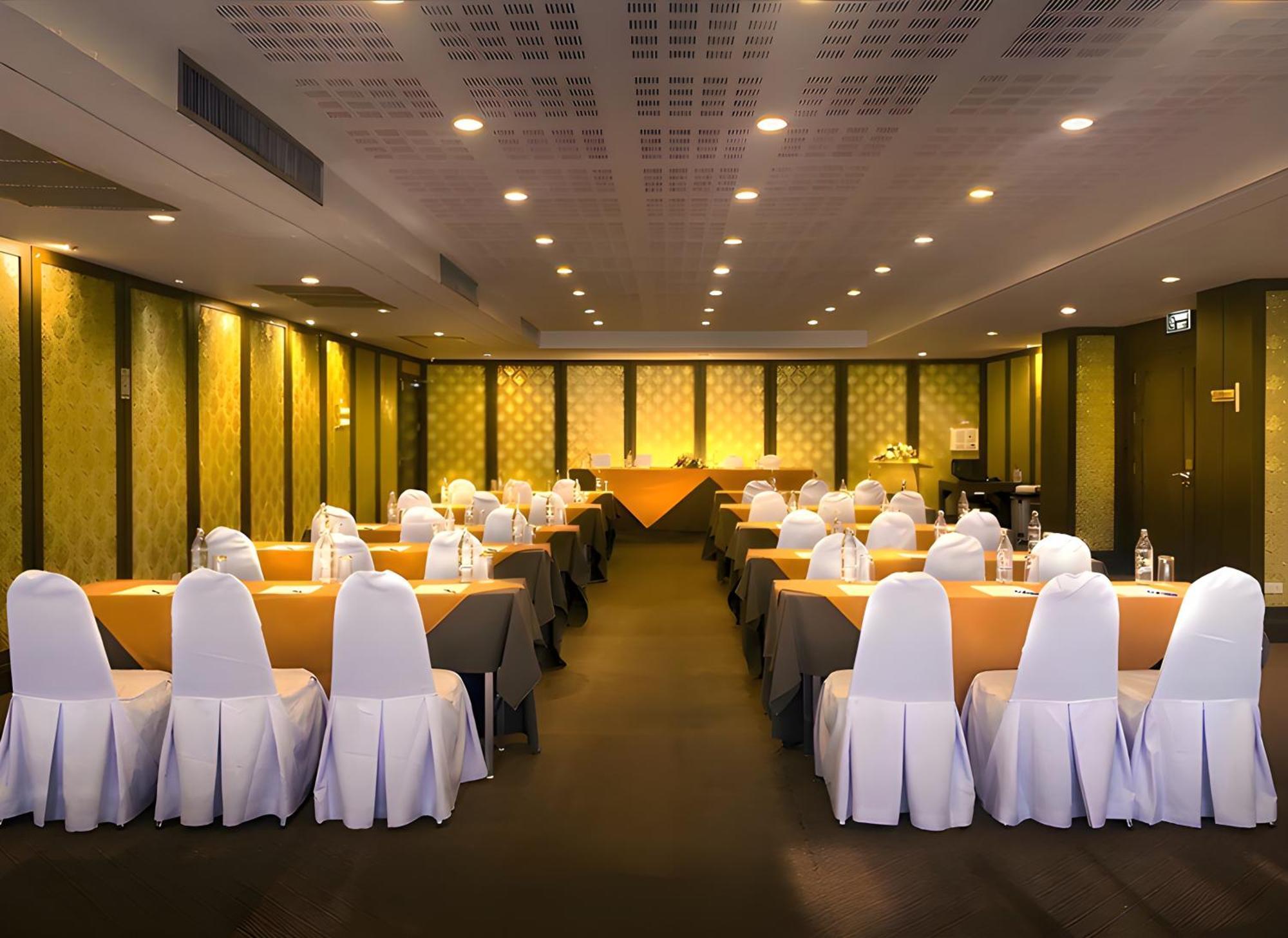 Royal Peninsula Hotel Chiangmai Чиангмай Екстериор снимка
