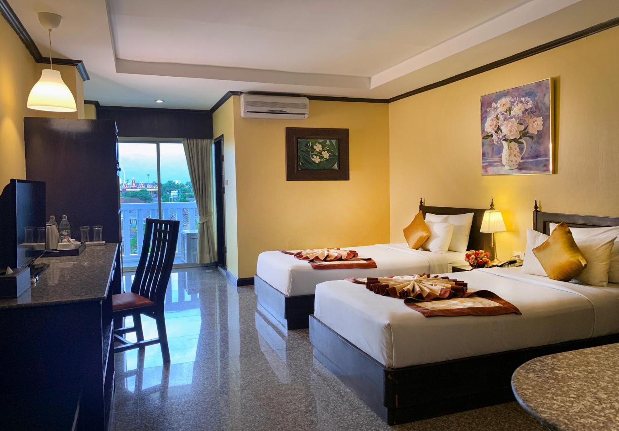 Royal Peninsula Hotel Chiangmai Чиангмай Екстериор снимка