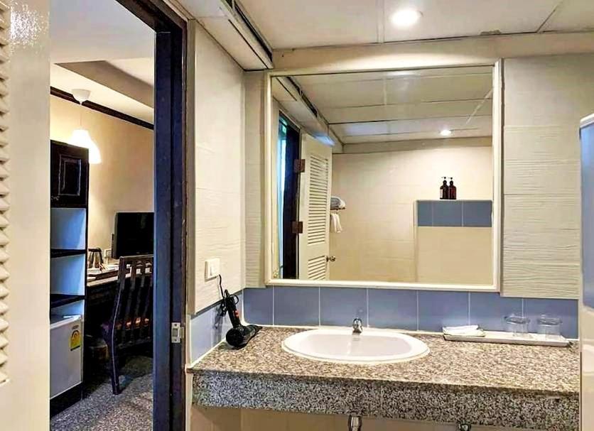 Royal Peninsula Hotel Chiangmai Чиангмай Екстериор снимка