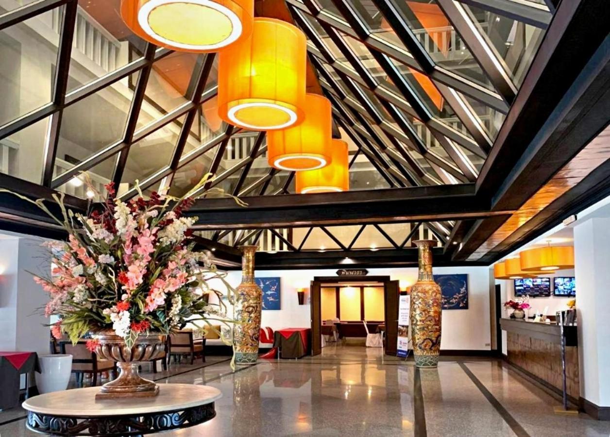 Royal Peninsula Hotel Chiangmai Чиангмай Екстериор снимка