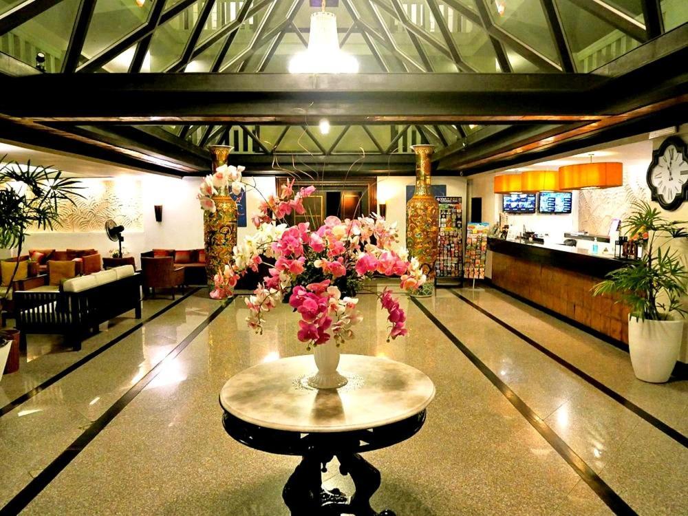 Royal Peninsula Hotel Chiangmai Чиангмай Екстериор снимка