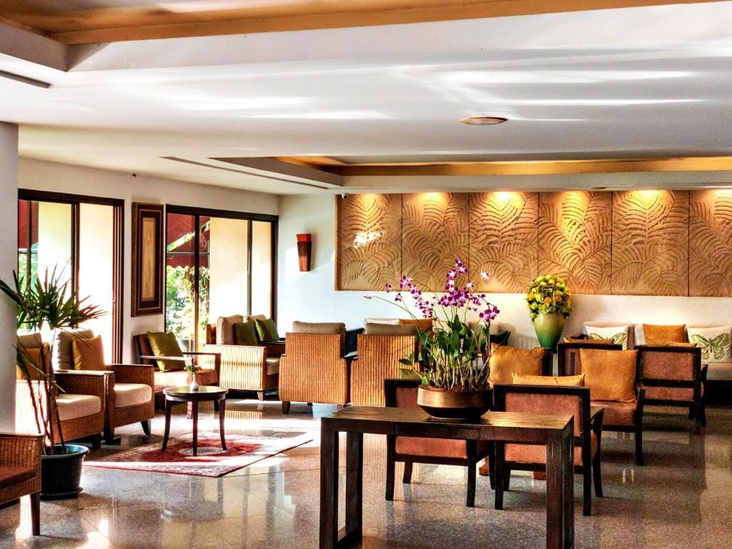 Royal Peninsula Hotel Chiangmai Чиангмай Екстериор снимка