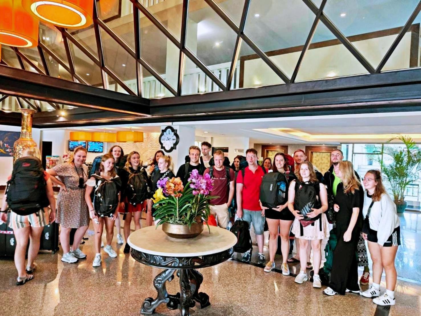 Royal Peninsula Hotel Chiangmai Чиангмай Екстериор снимка