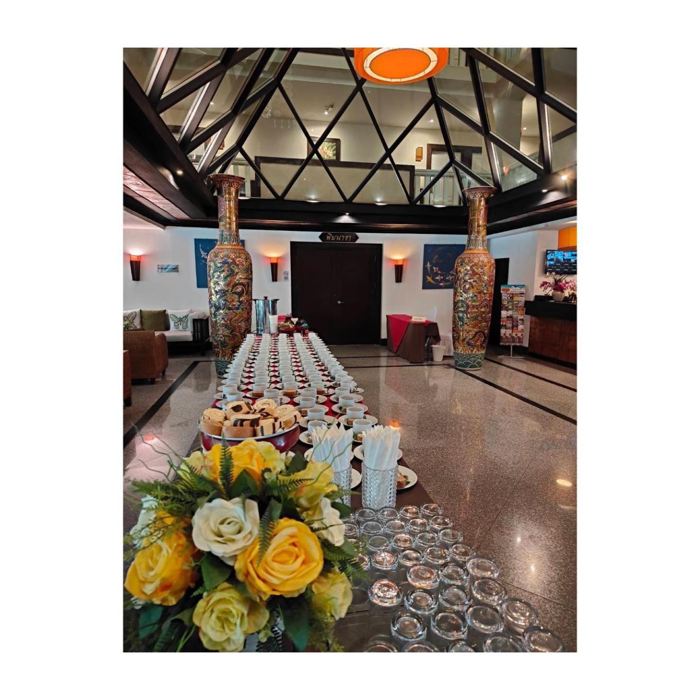 Royal Peninsula Hotel Chiangmai Чиангмай Екстериор снимка