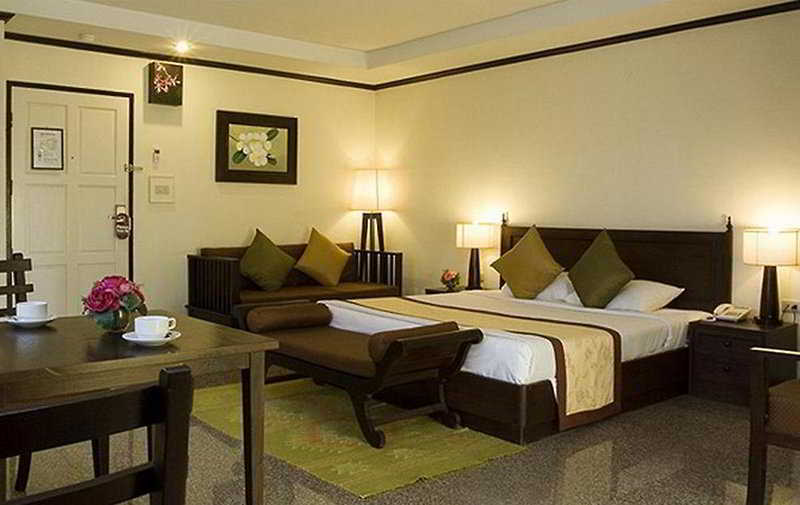 Royal Peninsula Hotel Chiangmai Чиангмай Екстериор снимка