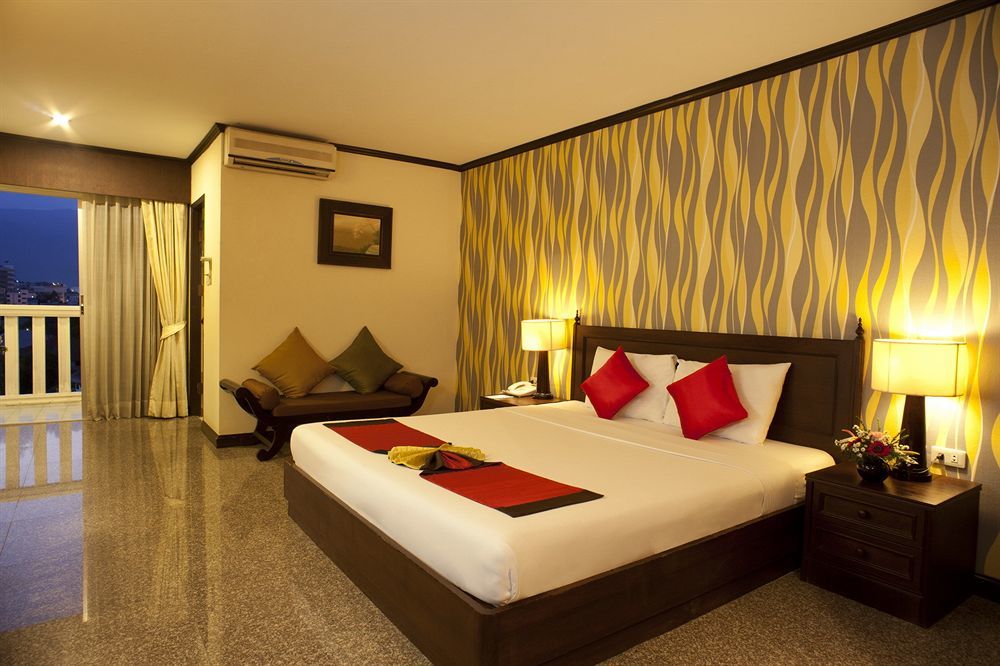 Royal Peninsula Hotel Chiangmai Чиангмай Екстериор снимка